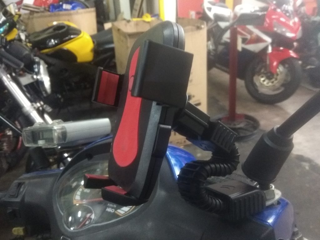 mwupp-x-grip-handphone-holder-review